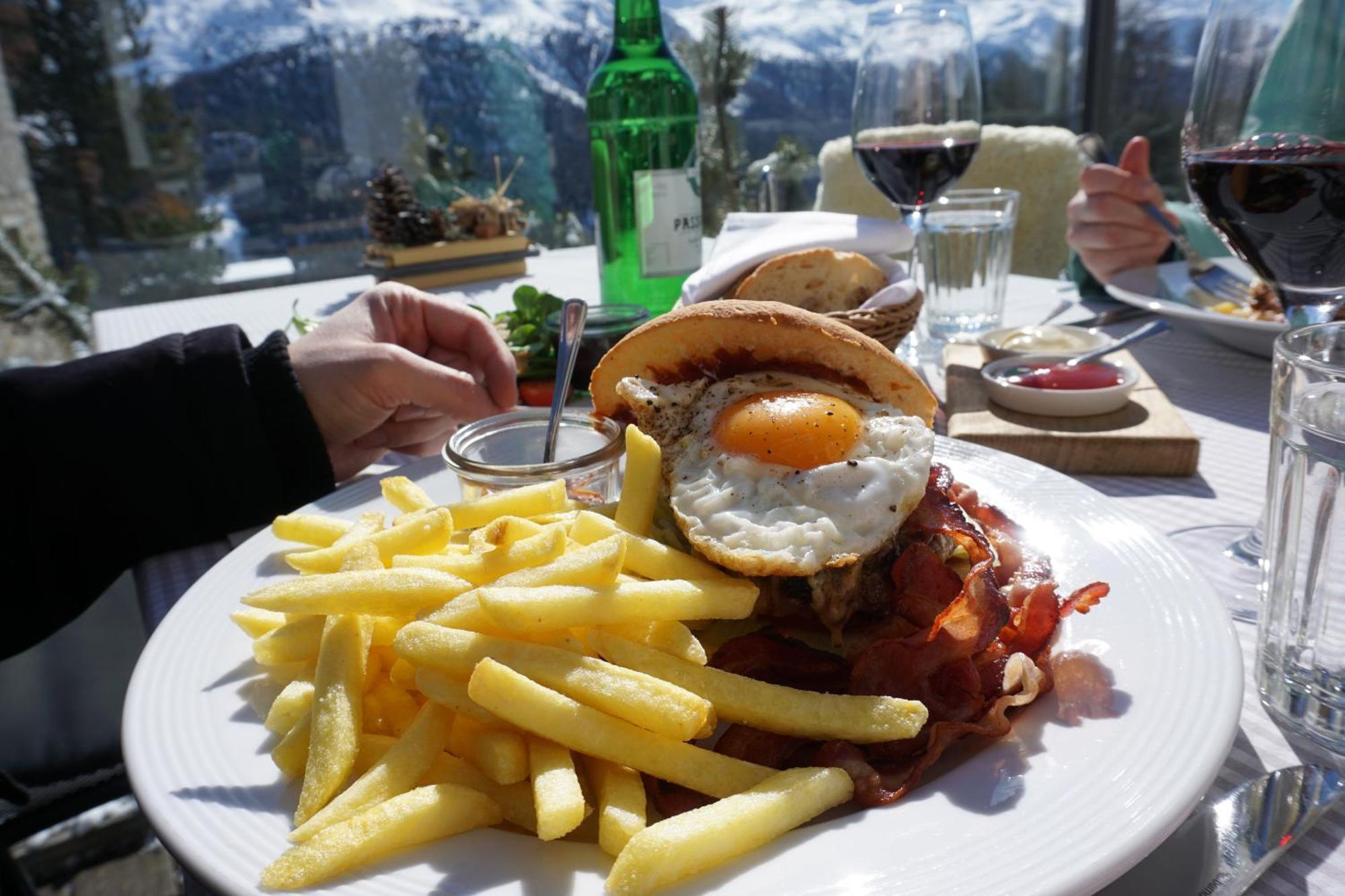 Randolins Familienresort St. Moritz Exterior photo