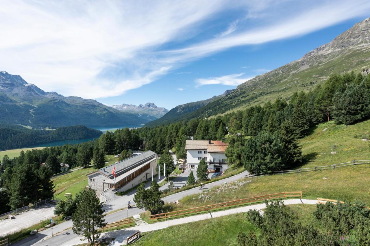 Randolins Familienresort St. Moritz Exterior photo